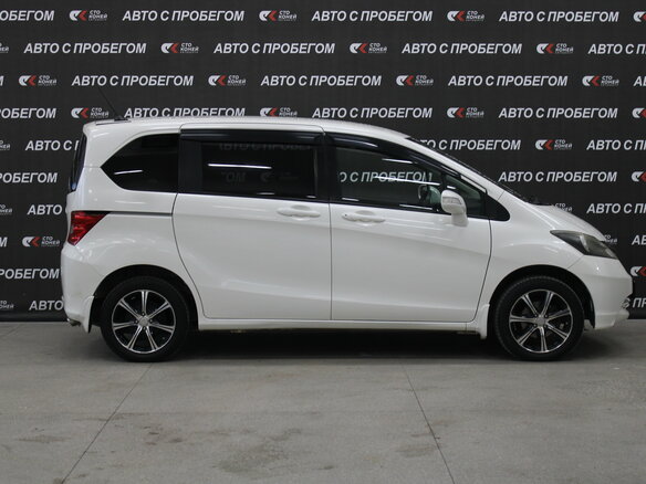 2010 Honda Freed I, белый - вид 3