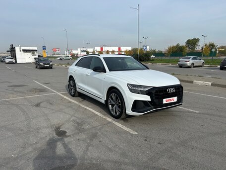 2022 Audi Q8 45 TDI I (4M), белый, 9350000 рублей, вид 3
