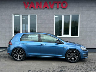 2013 Volkswagen Golf VII, голубой, 1270000 рублей, вид 4