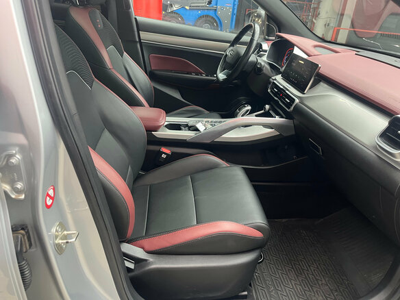 2021 Geely Coolray I, серебристый, 1670000 рублей - вид 22