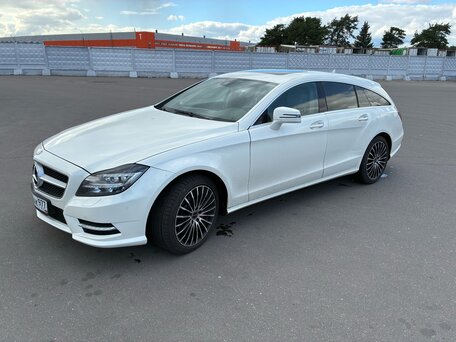 2013 Mercedes-Benz CLS 350 CDI II (C218), белый, 1860000 рублей, вид 3