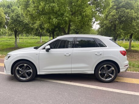2023 Audi Q3 35 TFSI II (F3), белый, 2390000 рублей, вид 3