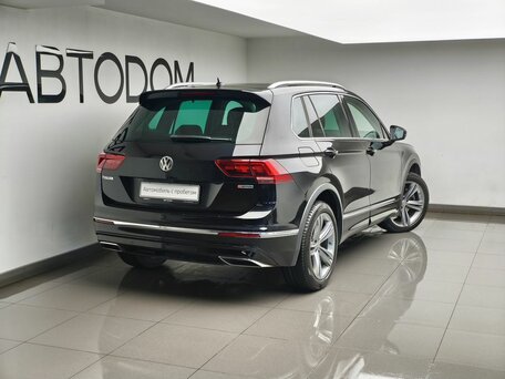 2020 Volkswagen Tiguan II, чёрный, 3624000 рублей, вид 3