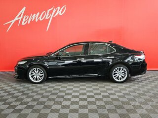 2020 Toyota Camry VIII (XV70), чёрный, 2849000 рублей, вид 2