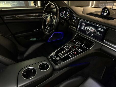 2017 Porsche Panamera Turbo S E-Hybrid II, чёрный, 6000000 рублей, вид 3