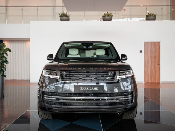 2026 Land Rover Range Rover D350 MHEV V, серый - вид 2