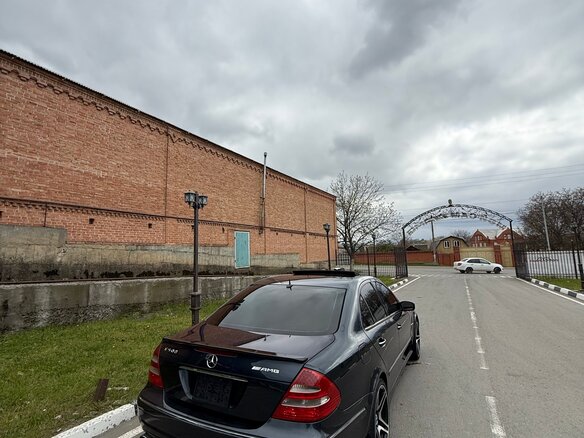 2003 Mercedes-Benz E-Класс 500 III (W211, S211), чёрный, 1200000 рублей - вид 6