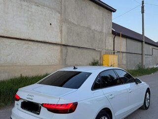 2021 Audi A4 35 TFSI V (B9) Рестайлинг, белый, 3200000 рублей, вид 5