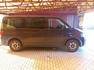2010 Volkswagen Multivan T5 Рестайлинг, коричневый, 1800000 рублей, вид 3
