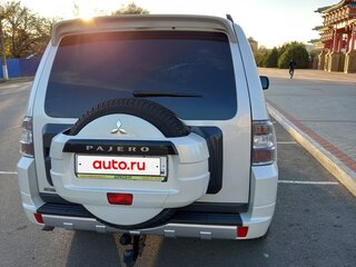 2014 Mitsubishi Pajero IV Рестайлинг 1, белый, 2600000 рублей, вид 2