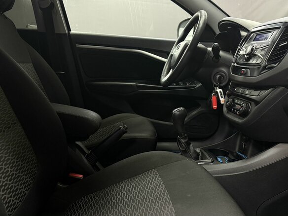 2018 Lada (ВАЗ) Vesta SW I, серый - вид 7