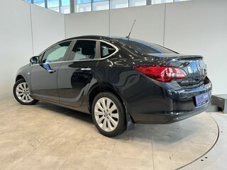 2012 Opel Astra J Рестайлинг, чёрный, 750000 рублей, вид 3