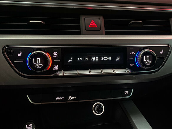 2018 Audi A4 V (B9), белый - вид 16