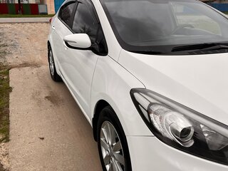 2013 Kia Cerato III, белый, 1200000 рублей, вид 2