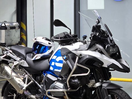2018 BMW R 1200 GS Adventure, белый, 1590000 рублей, вид 1