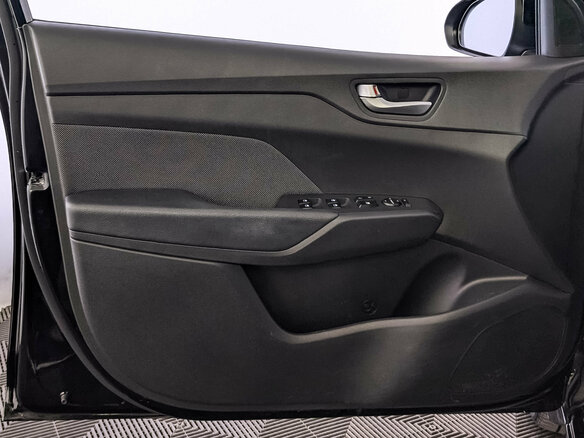 2017 Hyundai Solaris II, чёрный - вид 18