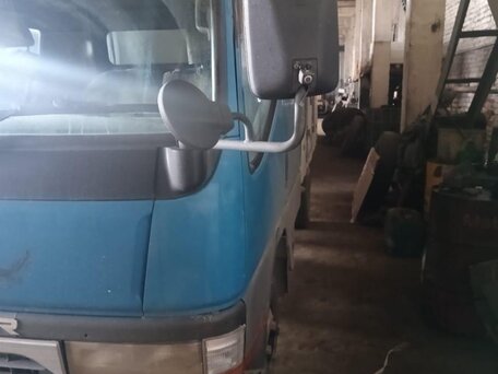 1994 Fuso (Mitsubishi) Canter, синий, 1250000 рублей, вид 4