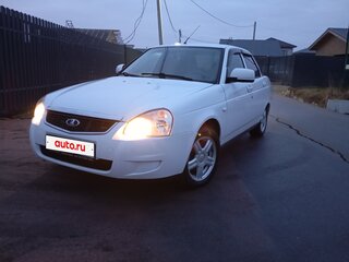 2015 Lada (ВАЗ) Priora I Рестайлинг, белый, 480000 рублей, вид 2