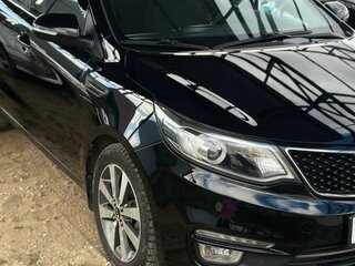 2016 Kia Rio III Рестайлинг, чёрный, 1150000 рублей, вид 1