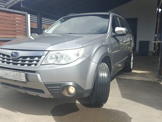 2011 Subaru Forester III Рестайлинг, серебристый, 950000 рублей, вид 2