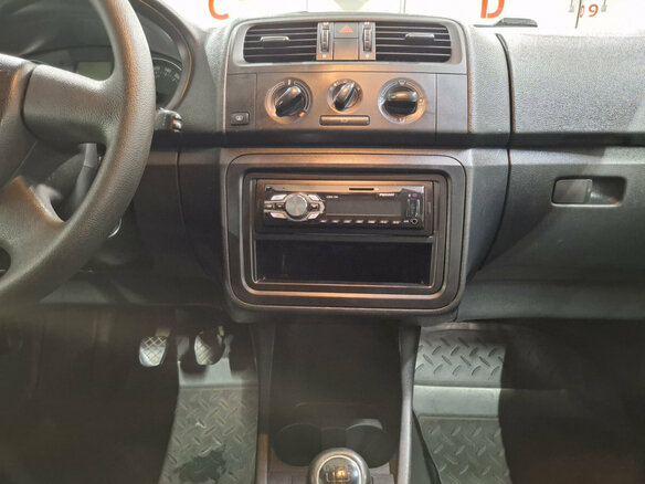 2011 Skoda Fabia II Рестайлинг, синий - вид 14