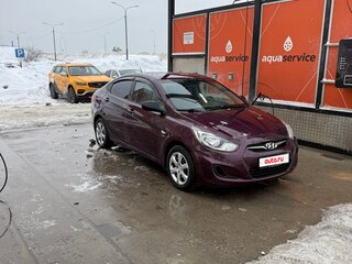 2013 Hyundai Solaris I, фиолетовый, 880000 рублей, вид 2