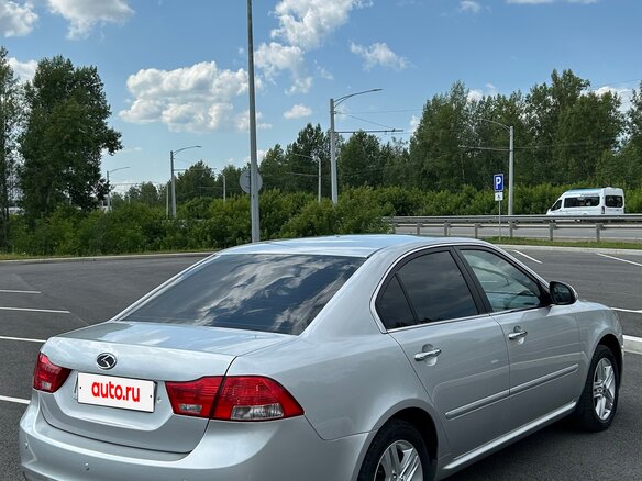 2010 Kia Magentis II Рестайлинг, серебристый, 1175000 рублей - вид 5