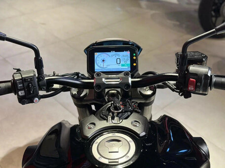 2023 Honda CB 1000R, чёрный, 1470000 рублей, вид 4