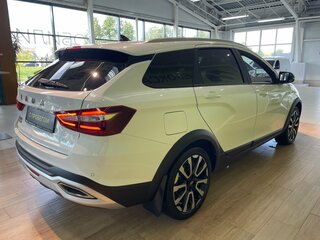 2024 Lada (ВАЗ) Vesta SW Cross I Рестайлинг (NG), белый, 1371000 рублей, вид 4