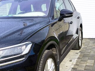 2018 Volkswagen Touareg III, чёрный, 5100000 рублей, вид 5