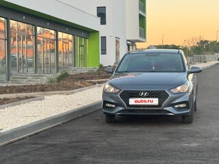 2017 Hyundai Solaris II, серый, 1350000 рублей, вид 1