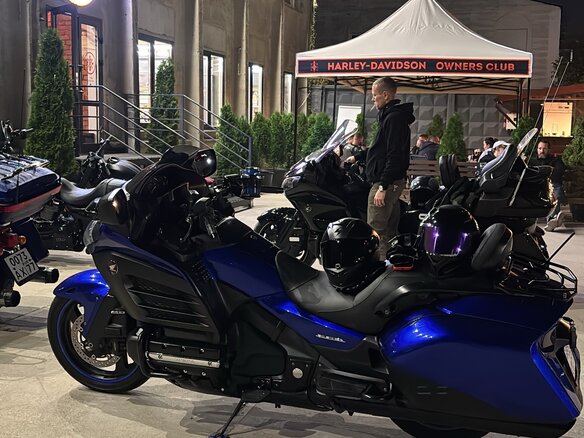 2017 Honda GL 1800 Gold Wing, синий, 1700000 рублей - вид 11