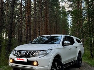 2015 Mitsubishi L200 V, белый, 2290000 рублей, вид 1
