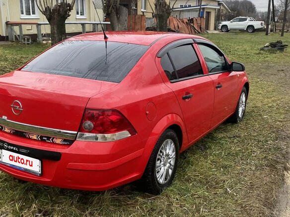 2010 Opel Astra H Рестайлинг, красный, 350000 рублей - вид 3