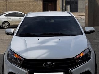 2018 Lada (ВАЗ) Vesta SW I, белый, 999999 рублей, вид 2