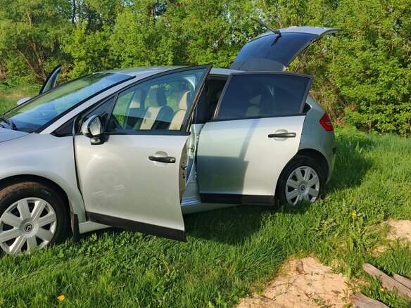 2010 Citroen C4 I Рестайлинг, серебристый, 410000 рублей - вид 7