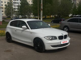 2011 BMW 1 серии 118i I (E81/E82/E87/E88) Рестайлинг, белый, 780000 рублей, вид 5