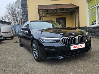 2023 BMW 5 серии 540i xDrive VII (G30/G31/G38) Рестайлинг, чёрный, 7700000 рублей, вид 1