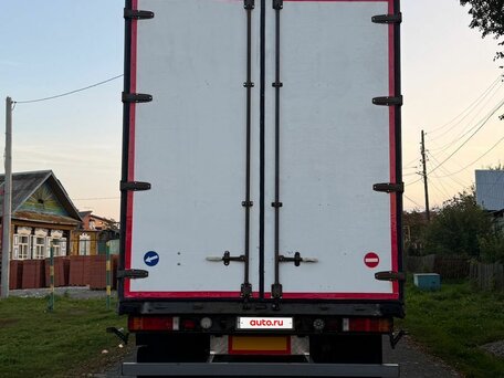 2004 Mercedes-Benz Atego, белый, 2500000 рублей, вид 3