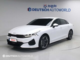 2023 Kia K5 III, белый, 3420000 рублей, вид 1
