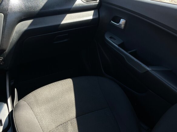 2011 Kia Rio III, чёрный, 870000 рублей - вид 14