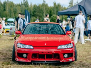2002 Nissan Silvia VII (S15), красный, 6000000 рублей, вид 1