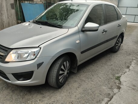 2017 Lada (ВАЗ) Granta I, серебристый, 580000 рублей, вид 1
