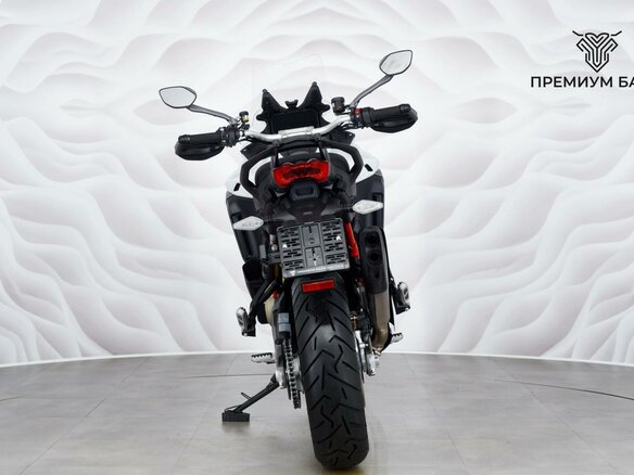 2025 Ducati Multistrada V4, белый, 2677000 рублей - вид 6