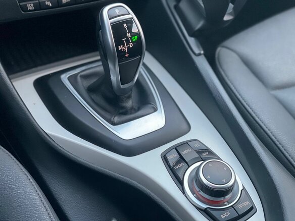 2014 BMW X1 20i I (E84) Рестайлинг, коричневый, 1400000 рублей - вид 14