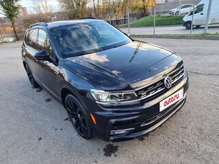 2021 Volkswagen Tiguan Allspace II Рестайлинг, чёрный, 3650000 рублей, вид 2