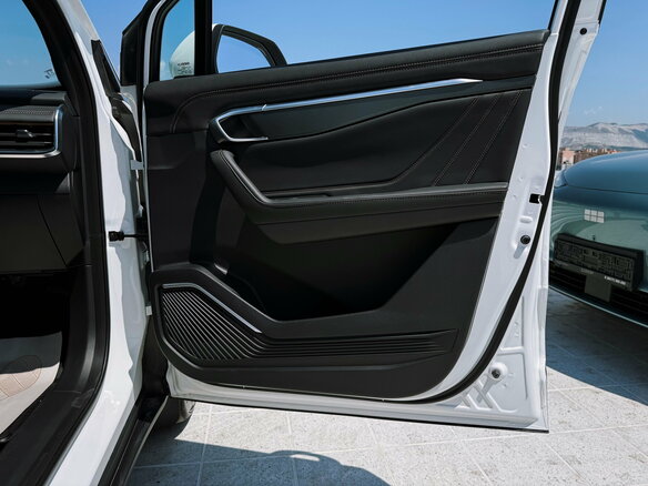 2026 Geely Okavango I Рестайлинг, белый, 4085990 рублей - вид 19