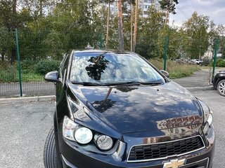 2013 Chevrolet Aveo II, чёрный, 799000 рублей, вид 2