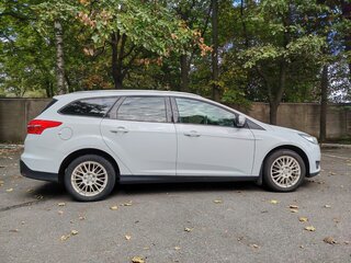 2018 Ford Focus III Рестайлинг, белый, 1080000 рублей, вид 2