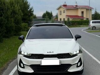 2023 Kia K5 LPi III, белый, 2300000 рублей, вид 1